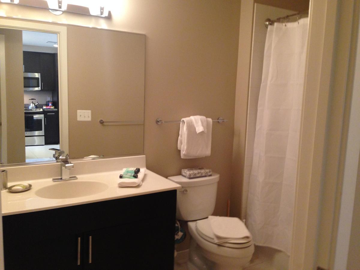 National At Reston Town Center Apartment Bagian luar foto